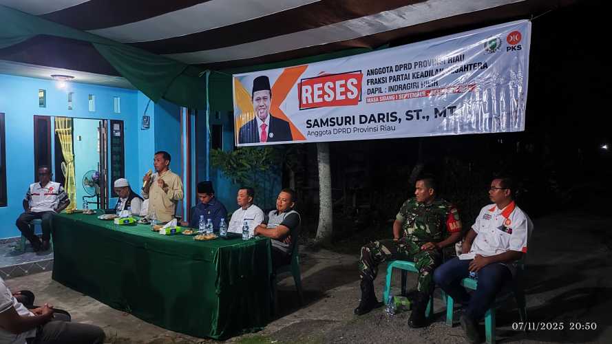 Babinsa Sertu Ali Sabri yang melaksanakan pengamanan (pam) masa reses Anggota DPRD Provinsi Riau: