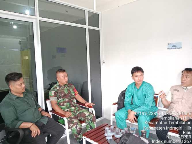 Babinsa melaksanakan komunikasi teritorial bersama warga binaan: