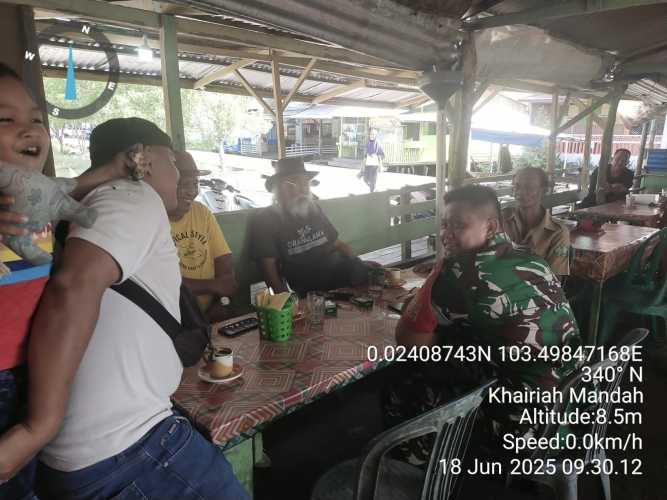 Babinsa Desa Bente Tingkatkan Sinergi dengan Warga untuk Antisipasi Gejolak Sosial