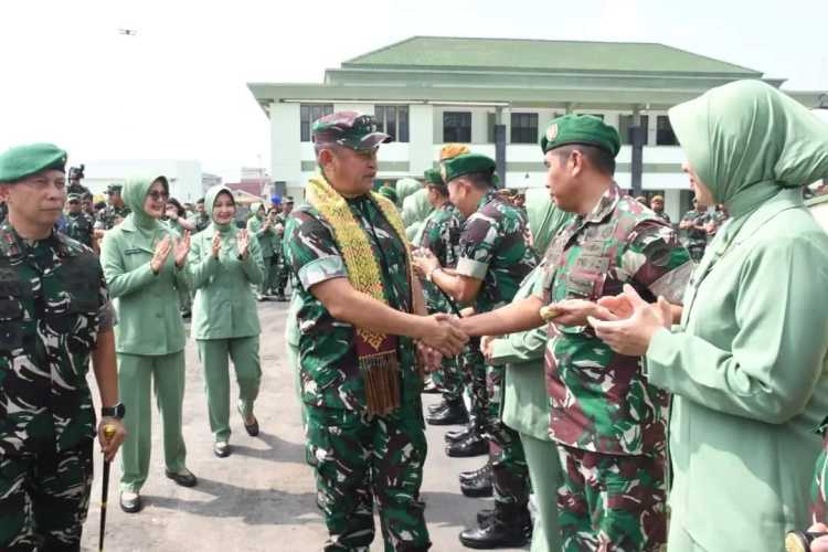 Danrem 031/WB Sambut Kunjungan Kerja KASAD Jenderal TNI Maruli Simanjuntak di Markas Korem 031/WB