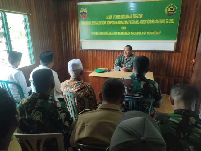 Danramil Mandah Berikan Materi Wasbang dengan Tema Moderasi Beragama dan Tantangan Polarisasi di Indonesia.