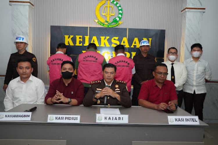 Kejari Batu Bara Tetapkan Kadis Pendidikan dan Dua Pihak Swasta Tersangka Korupsi Bimtek Guru Sertifikasi 2024