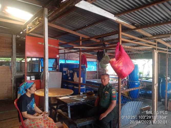 Babinsa Ciptakan Kebersamaan Cermin Kemanunggalan TNI