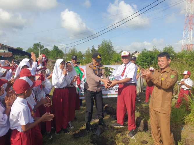 Green Policing di Sekolah, Kapolsek Pulau Burung Dorong Generasi Muda Peduli Lingkungan
