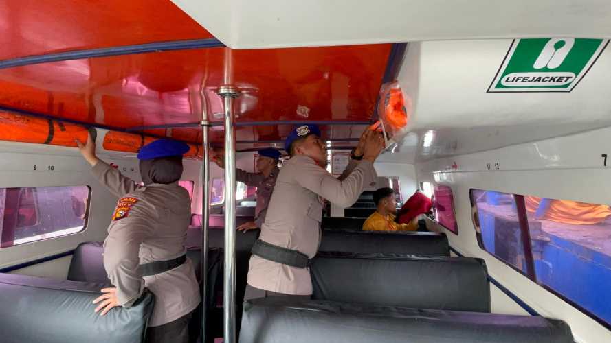 Satpolairud Polres Inhil Gelar Program JALUR Cegah Tindak Pidana di Perairan