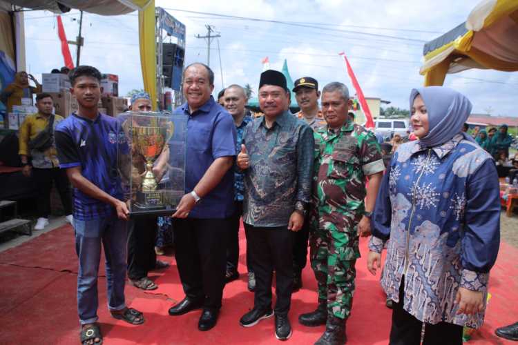 Bupati Asahan Hadiri Haul dan Hari Jadi Desa Simpang Empat ke-2