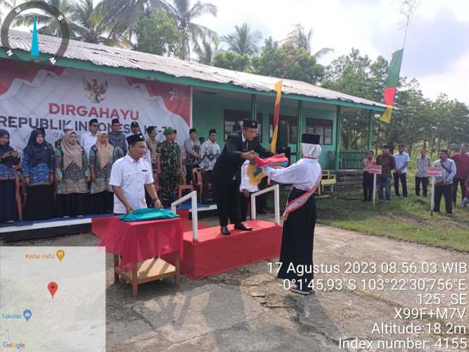 Serka J.Sialagan Laksanakan HUT RI Ke-78 di Halaman MTs. Tarbiyah