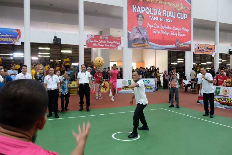 Brigjen Rahmadi Buka Secara Resmi Turnamen Sepak Takraw Kapolda Riau Cup 2023