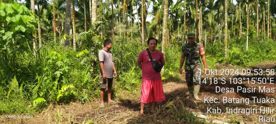 Babinsa Pasir Mas Lakukan  Penyuluhan Pencegahan Karhutlah