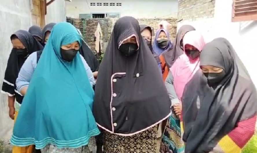 Ibu ibu Akui di Suruh Demo Bukan Anarkis