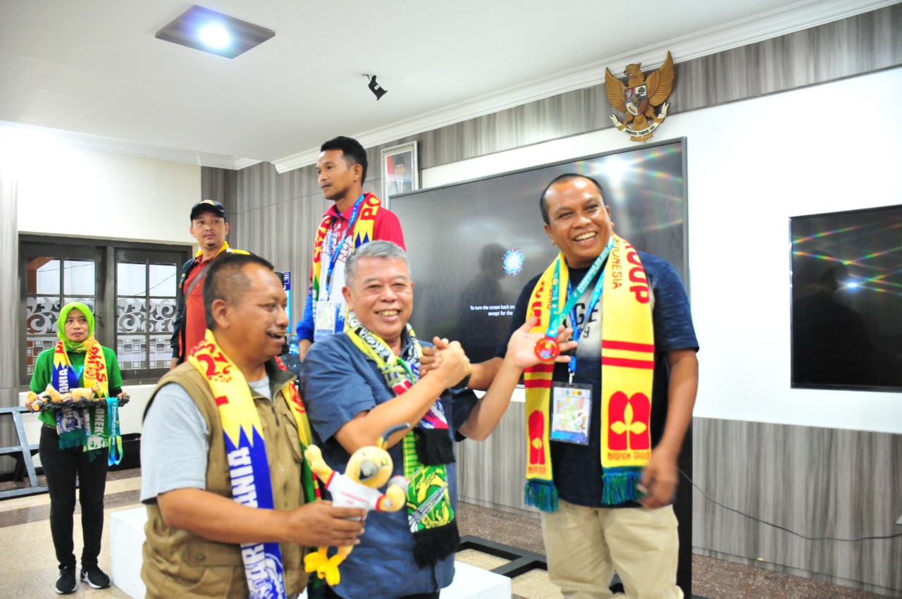 Jonathan Surbakti, Sumbangkan Medali Perunggu  untuk PWI Riau di Lomba Fotografi Porwanas XIII Malang