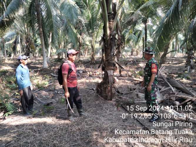 Babinsa Sungai Luar Lakukan Patroli Preventif Cegah Karhutlah