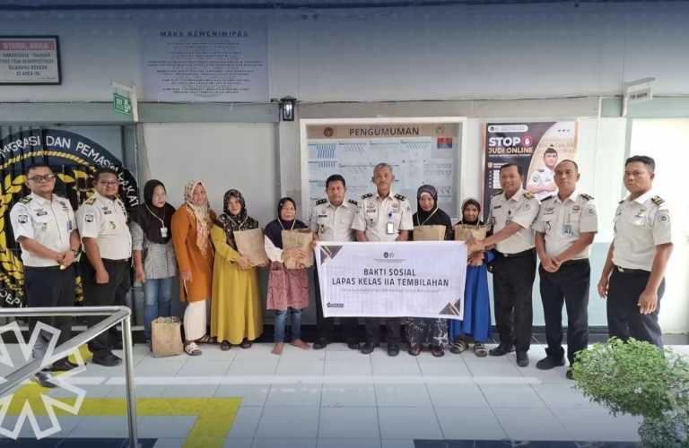 Lapas Tembilahan Gelar Bakti Sosial, Salurkan Bantuan Sembako untuk Keluarga Warga Binaan