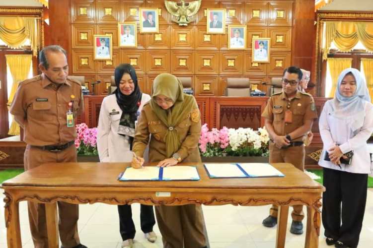 Bupati Siak Kumpulkan Yayasan, Mitra dan SPPG Kawal Program MBG