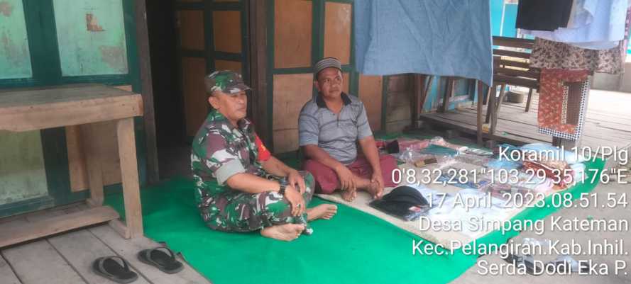 Babinsa Himbau Pedagang Jaga Stabilitas Harga Jelang Lebaran