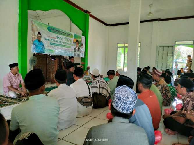 Peringatan Isra’ Mi’raj di Masjid Al-Ihlas Berlangsung Khidmat, Kepala Desa Rasim Ajak Warga Perkuat Iman dan Kebersamaan