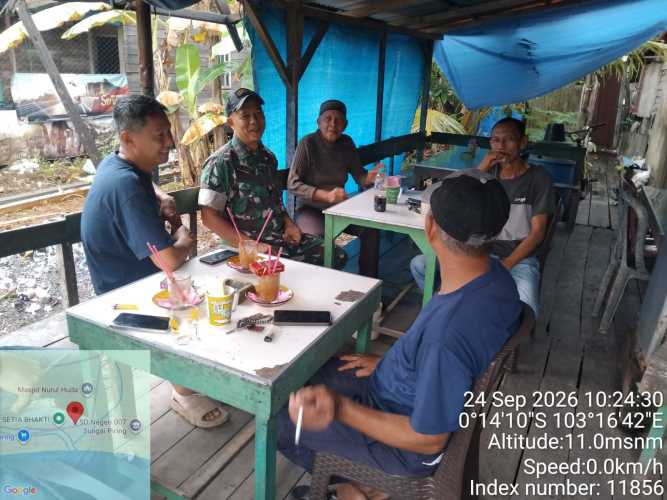 Babinsa Sungai Piring Perkuat Tatanan Kamtibmas Lewat Komsos Kampung Pancasila