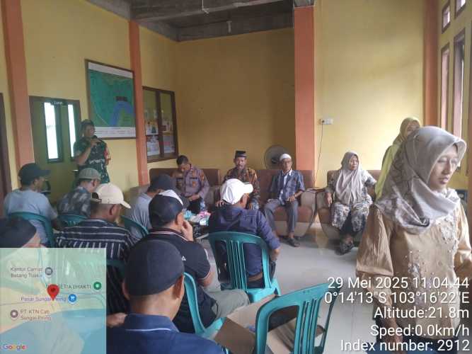 Babinsa Koramil 12/Batang Tuaka Dampingi Pembentukan Koperasi Merah Putih di Desa Gemilang Jaya