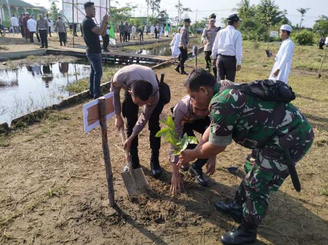 Serda Adri laksanakan penanaman pohon bersama