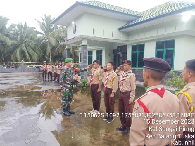 Di Makoramil Batang Tuaka, Babinsa Latih Anak Pramuka PBB