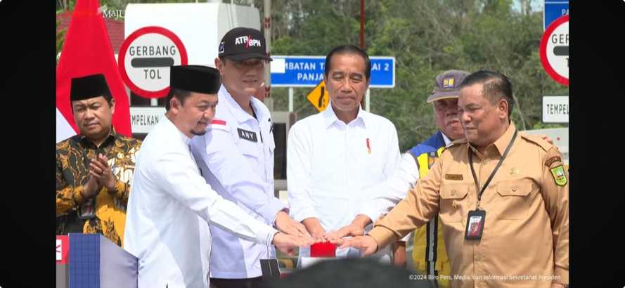 Tol Bangkinang - XIII Koto Kampar Diresmikan Presiden Jokowi