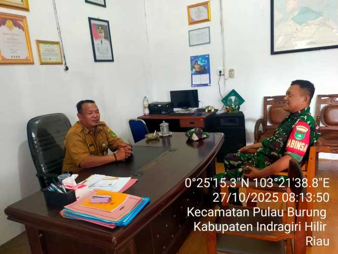 Babinsa Koramil 11/Pulau Burung Bahas Sosialisasi Pembentukan Koperasi Desa Merah Putih Bersama Komduk Kecamatan