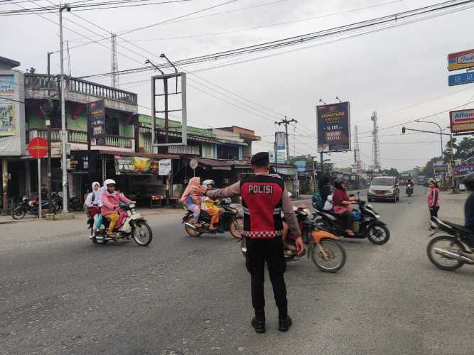 Sat Samapta Polres Batu Bara Laksanakan Apel Pagi dan Strong Point Pagi untuk Meningkatkan Keamanan dan Keselamatan