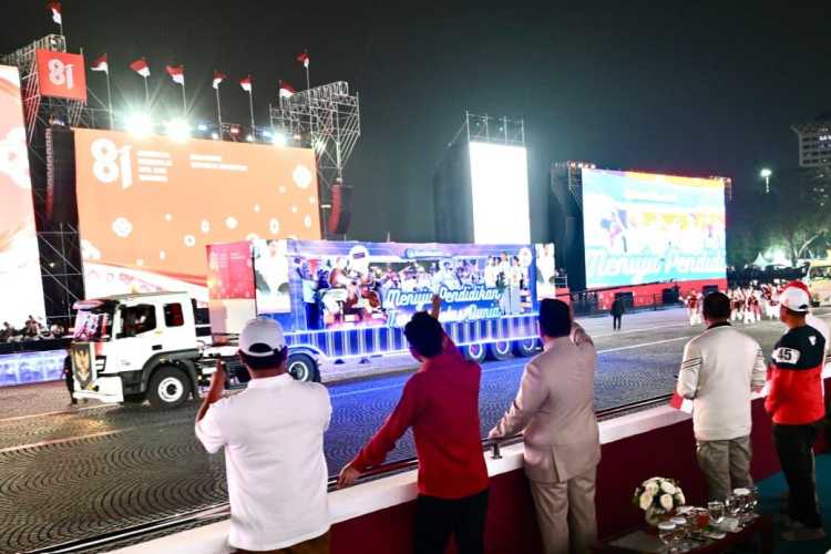 Karnaval Bersatu Harmoni Nusantara Isi Malam HUT ke-81 Kemerdekaan RI