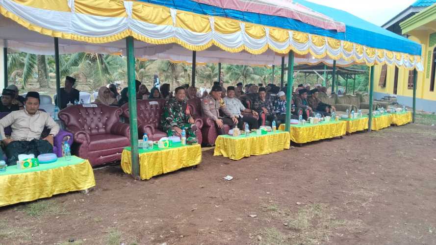 Serda Hendra Kardi Wakili Danramil 11/PBR dalam Pengajian Akbar Se-RSTM di Pulau Burung