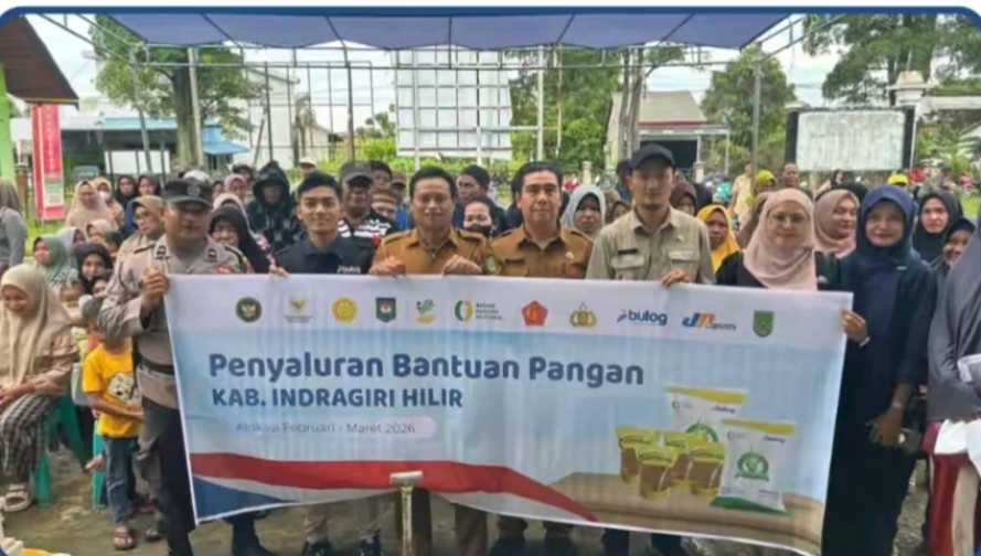 Penyaluran Bantuan Pangan Beras dan Minyak Goreng di Tembilahan Barat Berlangsung Lancar
