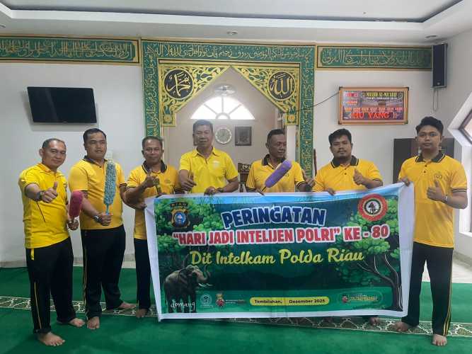 Bakti Religi Warnai Hari Jadi Intelijen Polri ke-80, Satintelkam Polres Inhil Bersihkan Masjid Al-Ma’arif