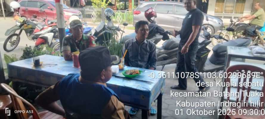 Babinsa Desa Kuala Sebatu Laksanakan Komunikasi Kependudukan  Bersama Warga Binaan