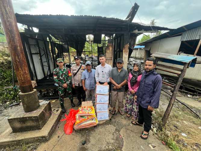 Sigap Tangani Kebakaran, PT RSUP dan YBDA Turunkan Tim Pemadam dan Salurkan Bantuan