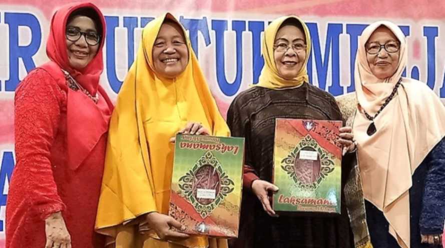 Pusatibi.or.id: Pusat Informasi dan Pengembangan Profesi Bidan Indonesia