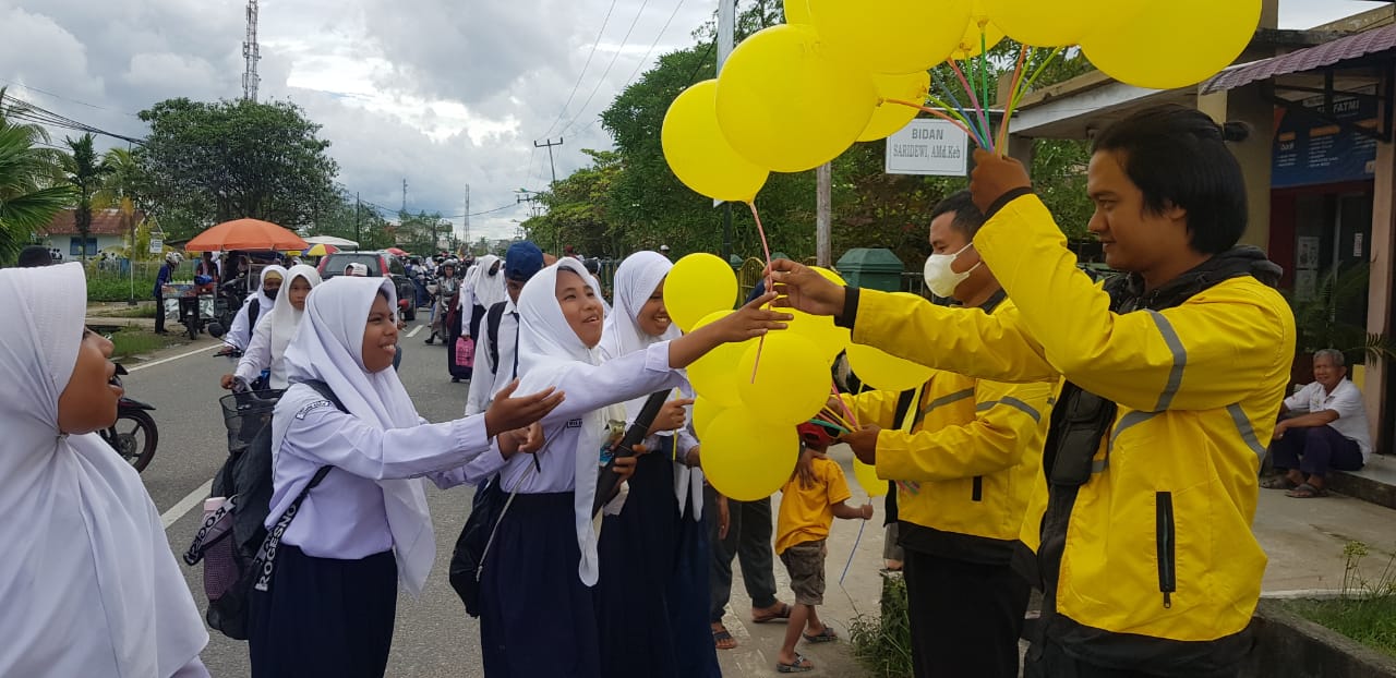 Tidak Hanya Bagikan Balon, Maxim Tembilahan Juga Bagikan Kode Promo Saldo 100 Ribu Kepada Para Pelajar