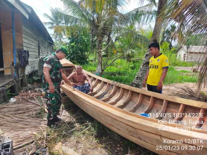 Sertu Syamsir Sosialisasi Tentang Penerimaa Komcad