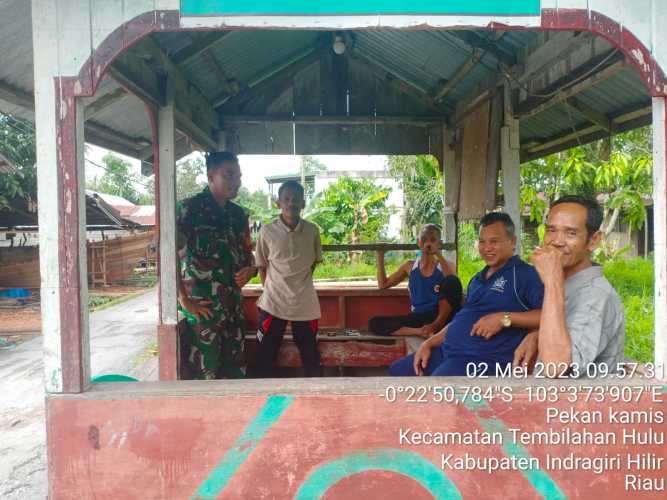 Di Kampung Pancasila, Babinsa Budayakan Hidup Bersih