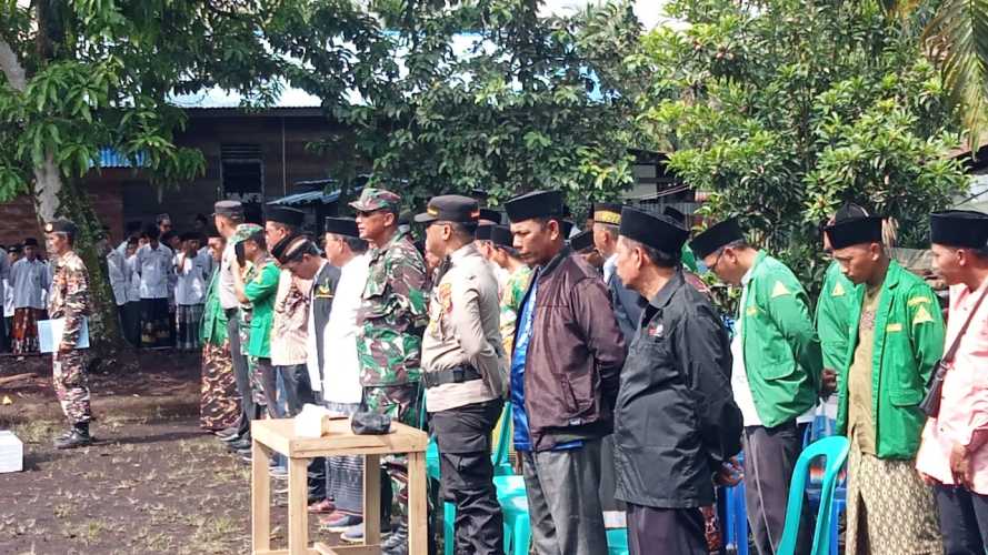 Pelda Rafli  Sukseskan dan Semarakkan  Hari Santri Nasional di Ponpes Darussalam Pulau Burung