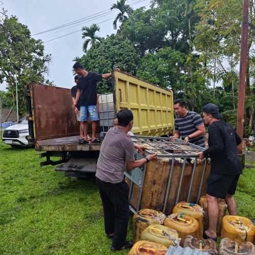 Sopir dan Mobil L300 Diamankan Polda Riau Angkut Biosolar Subsidi Untuk Aktivitas PETI