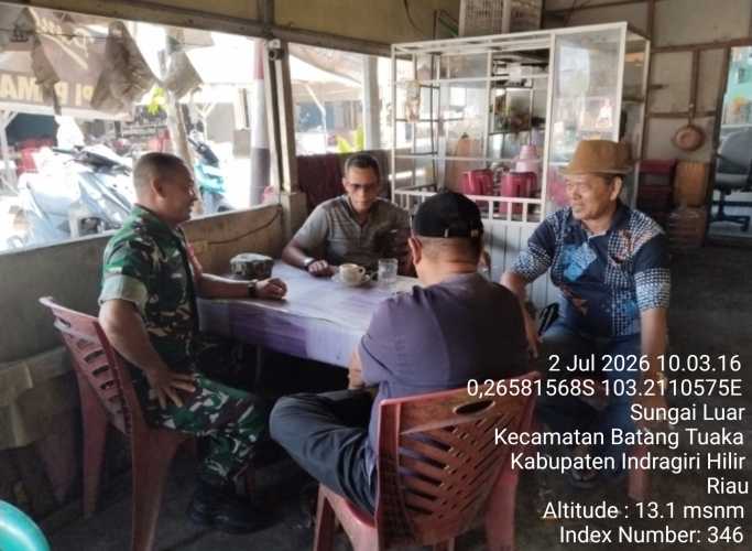 Babinsa Sungai Luar Jalankan Pembinaan Desa Secara Maraton Lewat Komsos