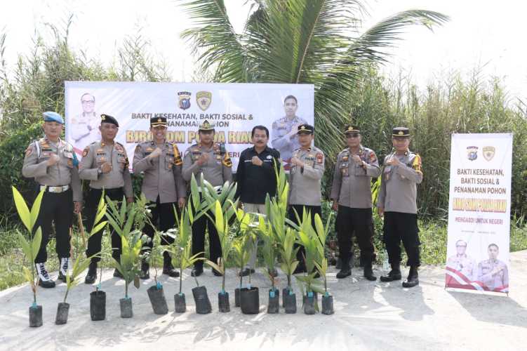 Sebagai Komitmen Polri dalam Berkontribusi Positif Terhadap Lingkungan,Polres Inhil Melaksanakan Penanaman Pohon