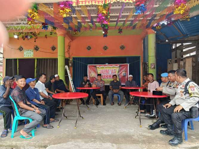 Polsek Pelangiran Gelar Jumat Curhat, Media Aktualisasi dan Akomodasi Suara Masyarakat
