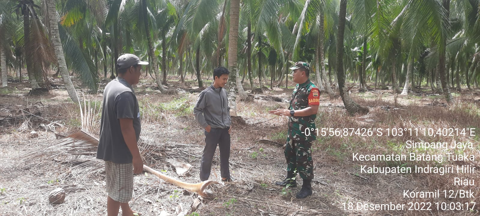 Babinsa Cegah Gangguan Asap Tebal