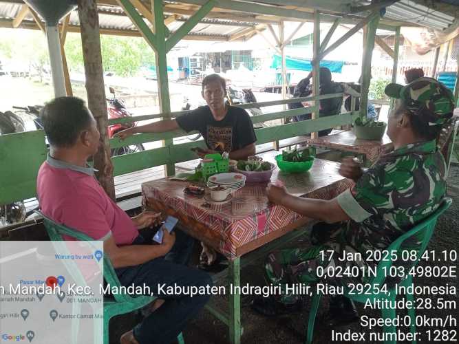Dengan Komsos, Babinsa Mandah Cegah Penyakit Sosial