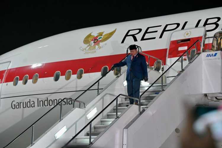 Presiden Prabowo Tiba di Tokyo, Awali Kunjungan Resmi Perdana ke Jepang