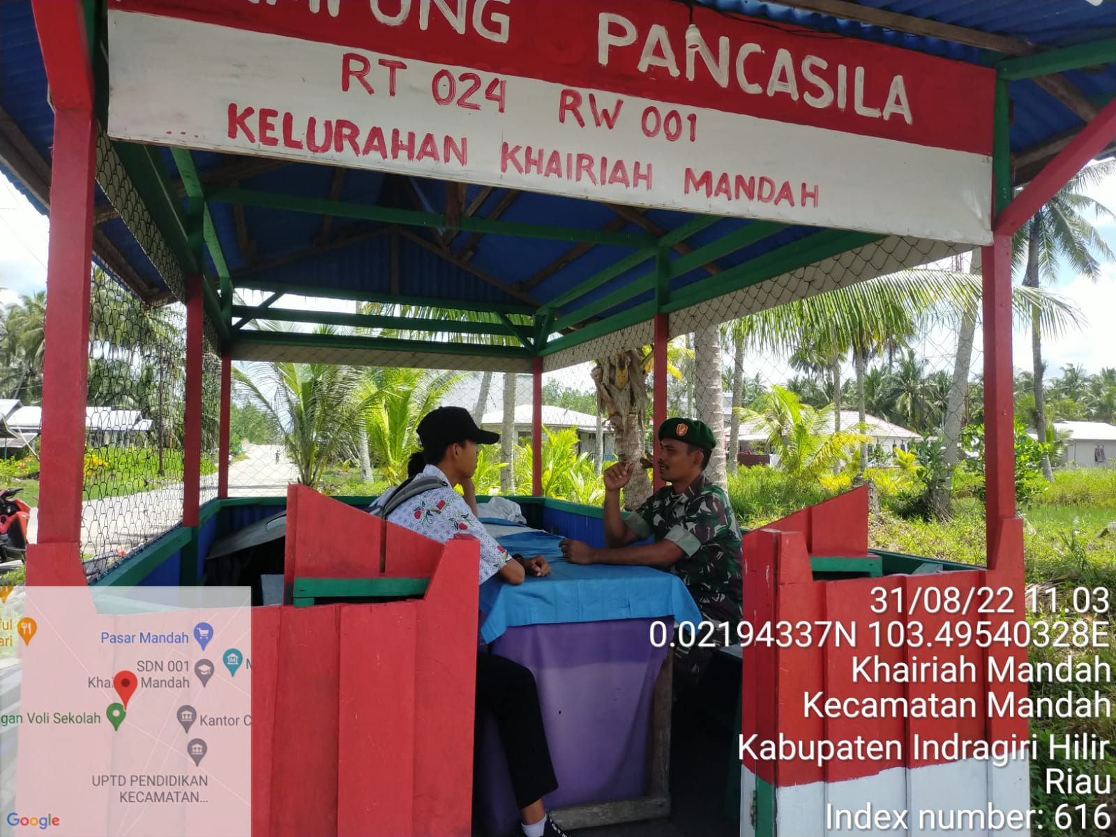 Di Kampung Pancasila, Serda Tulus Lumban Gaol Babinsa Koramil 08/Mandah Berikan  Edukasi Kepada Pelajar