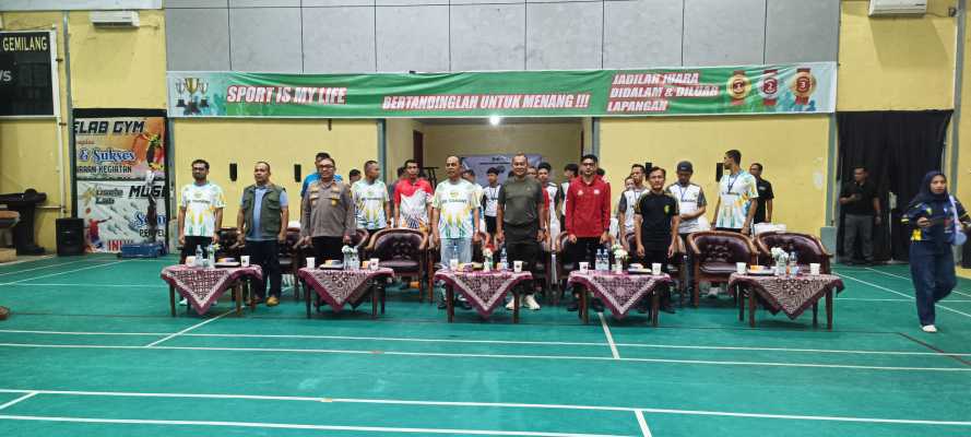 Pasi Log Kodim 0314/Inhil Hadiri Pembukaan Open Turnamen Badminton PB Tamvans Cup 2026