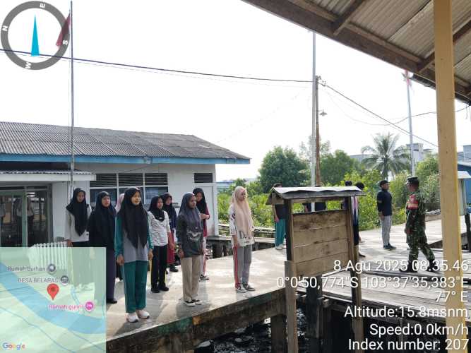 Babinsa Koramil 08/Mandah Dampingi Siswa-Siswi Belaras dalam Latihan Paskibra untuk HUT RI ke-80