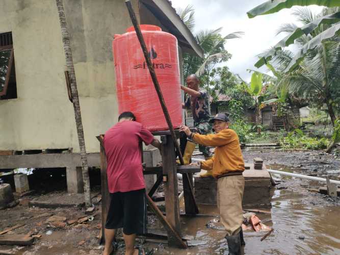 Sertu Ratno Percepat Pembangunan RTLH TMMD Ke-123, Tower Air Hampir Rampung